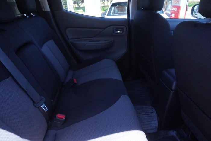 2016 Mitsubishi Triton GLX+