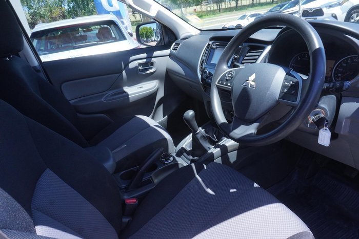 2016 Mitsubishi Triton GLX+