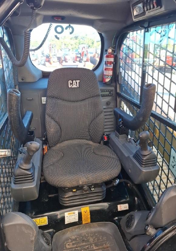 2022 Caterpillar 239D3 Yellow