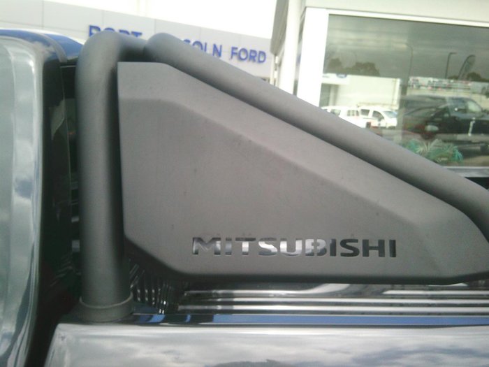 2025 Mitsubishi Triton GLX-R