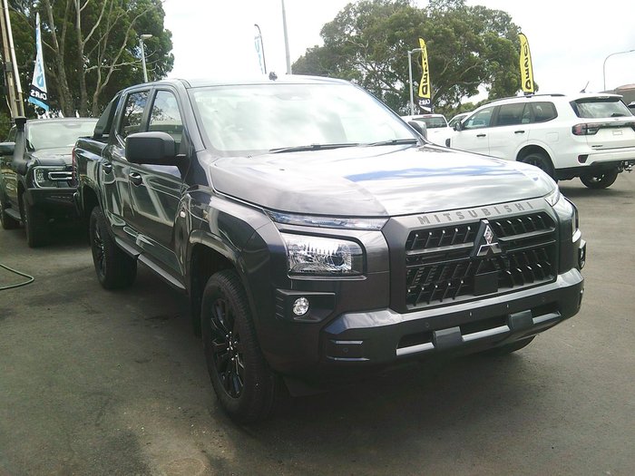 2025 Mitsubishi Triton GLX-R