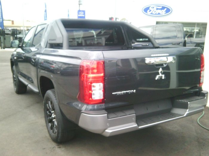 2025 Mitsubishi Triton GLX-R