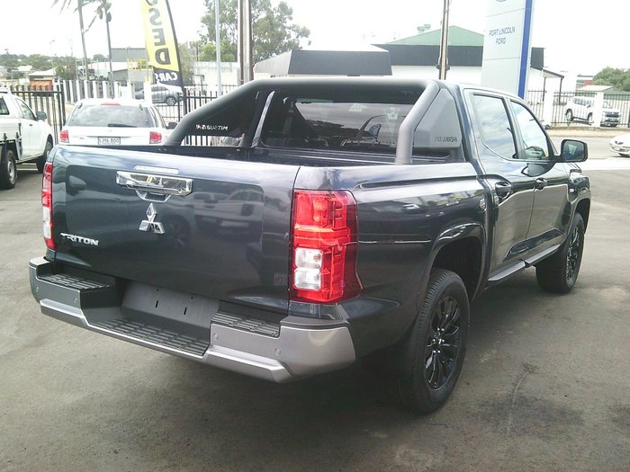 2025 Mitsubishi Triton GLX-R