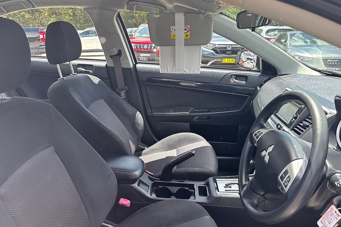 2017 Mitsubishi Lancer ES Sport