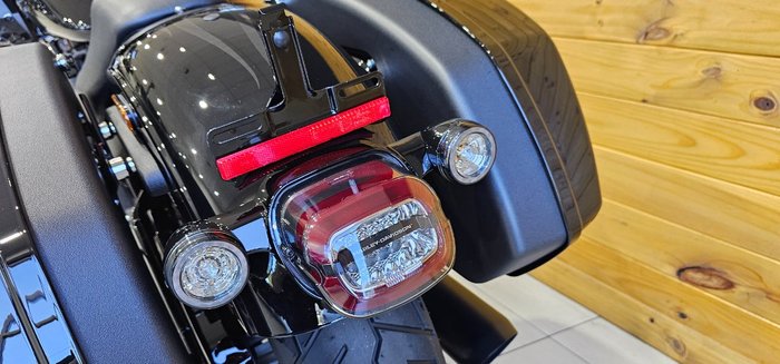 2025 Harley-davidson FXLRST LOW RIDER ST (117) Vivid Black