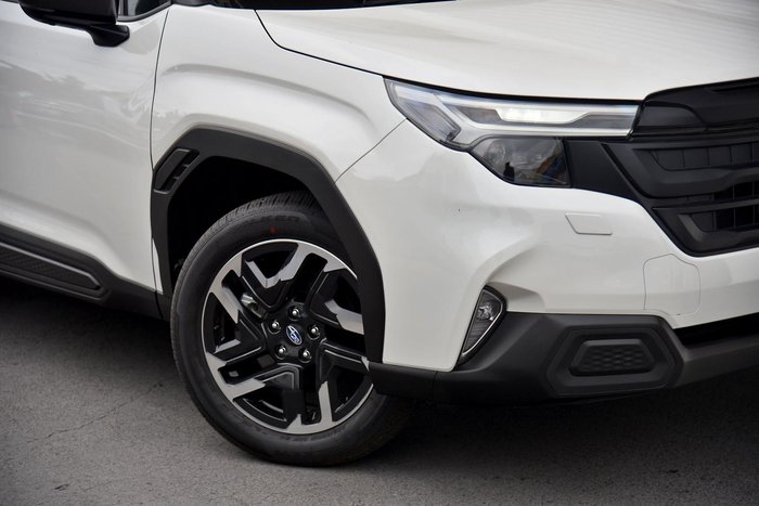 2025 Subaru Forester Premium S6 MY26 AWD Crystal White