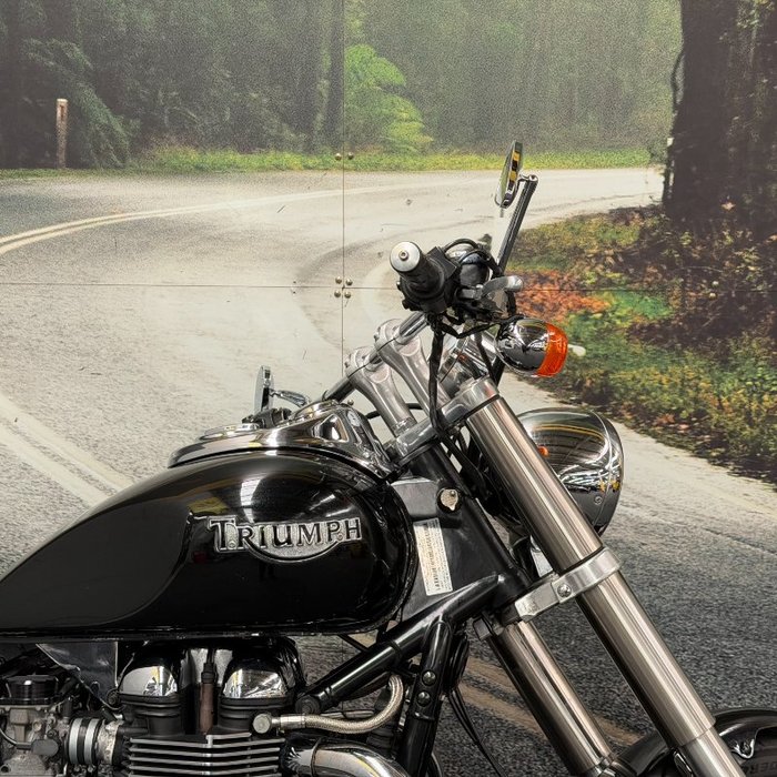 Triumph 2007 triumph 865 speedmaster Black