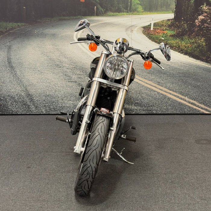 Triumph 2007 triumph 865 speedmaster Black