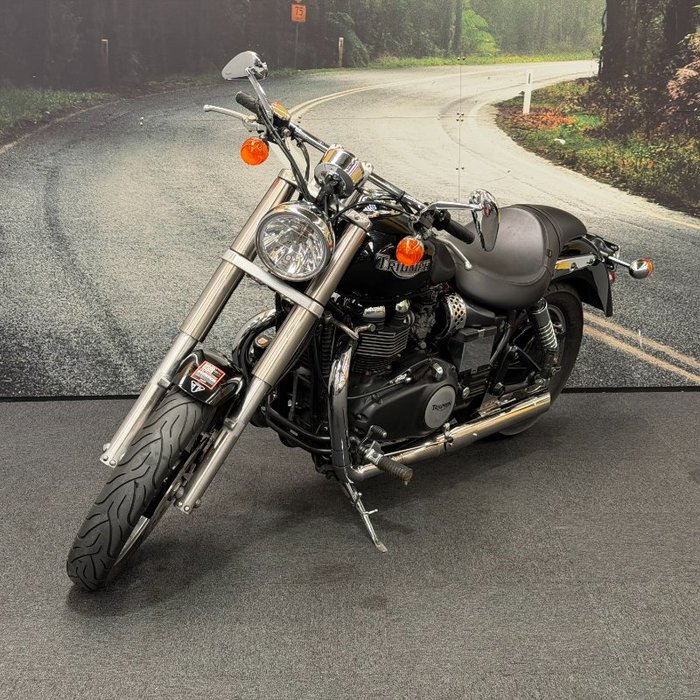 Triumph 2007 triumph 865 speedmaster Black