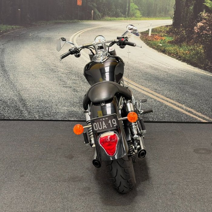 Triumph 2007 triumph 865 speedmaster Black