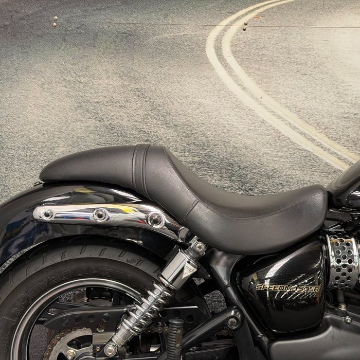 Triumph 2007 triumph 865 speedmaster Black