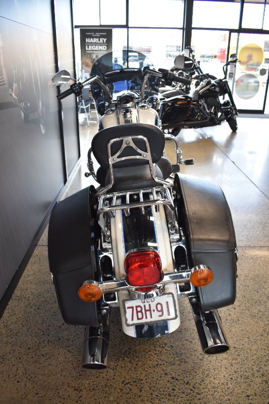 2014 HARLEY-DAVIDSON FLHRC ROAD KING CLASSIC