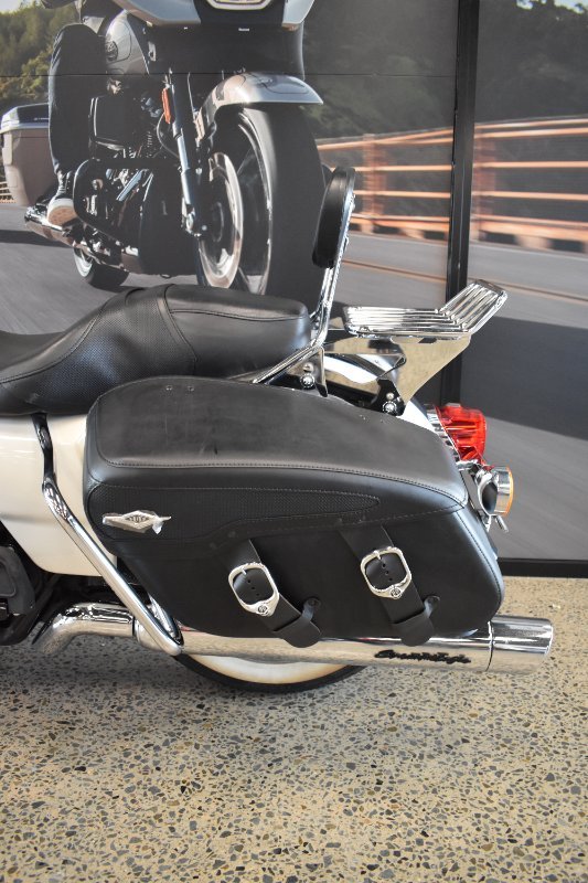 2014 HARLEY-DAVIDSON FLHRC ROAD KING CLASSIC