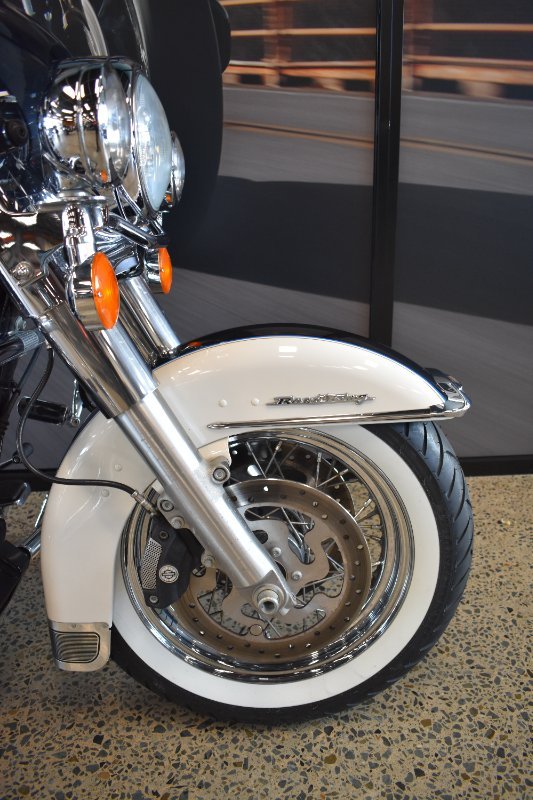 2014 HARLEY-DAVIDSON FLHRC ROAD KING CLASSIC