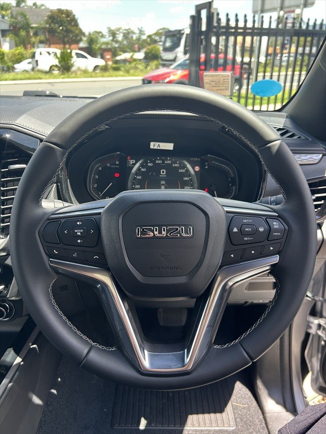 2025 Isuzu D-MAX LS-U