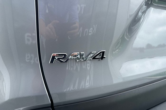 2024 Toyota RAV4 GX