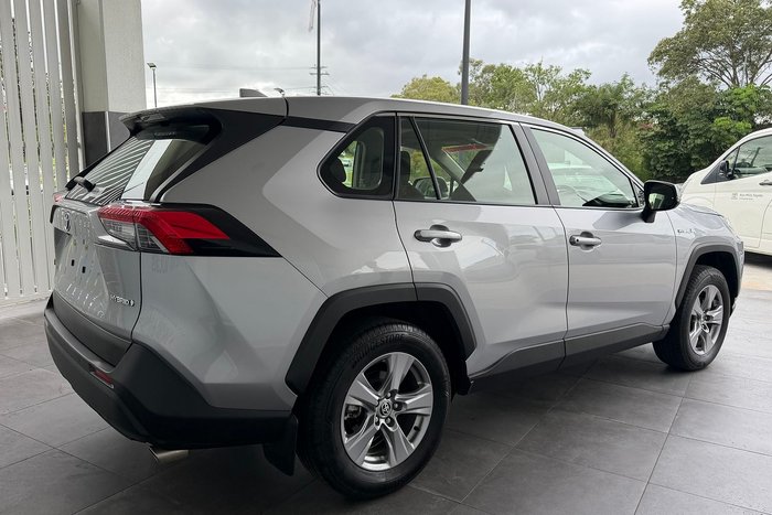 2024 Toyota RAV4 GX