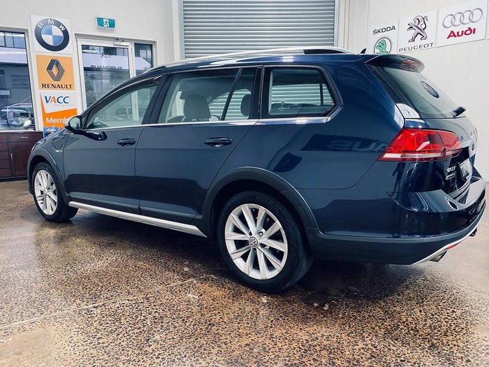 2016 Volkswagen Golf Alltrack 132TSI 7 MY17 Four Wheel Drive Night Blue