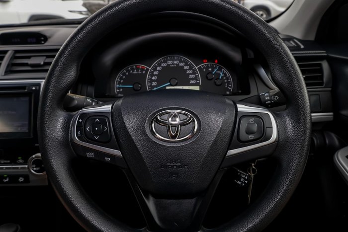 2016 Toyota Camry Altise