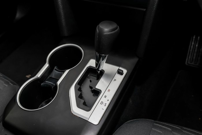 2016 Toyota Camry Altise