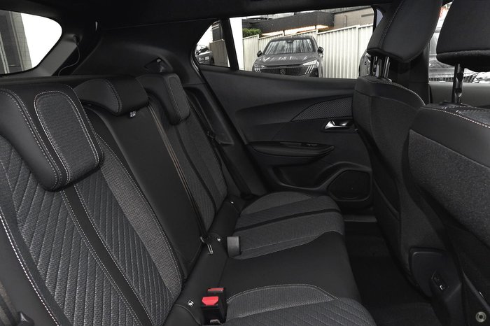 2025 Peugeot 2008 Allure Hybrid P24 MY25 Okenite White