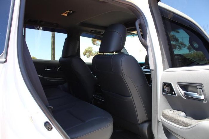 2025 Toyota Landcruiser GR Sport