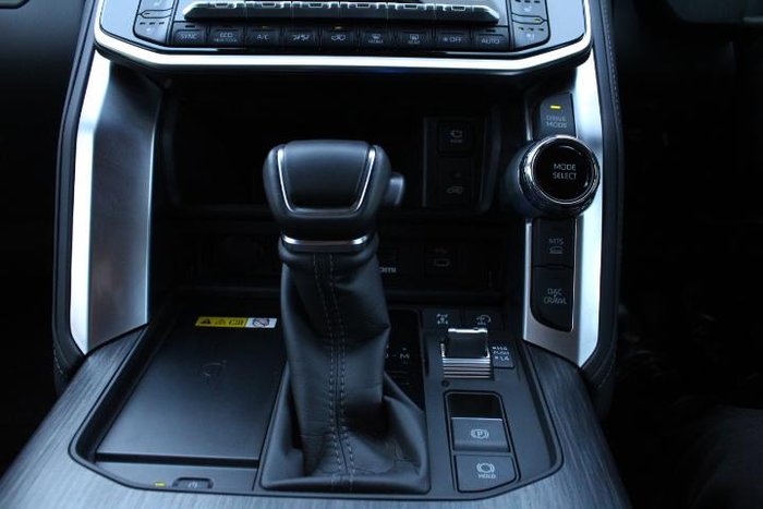 2025 Toyota Landcruiser GR Sport