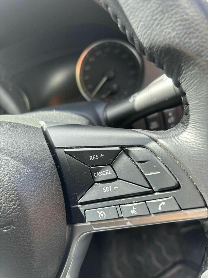 2023 Nissan Navara ST-X