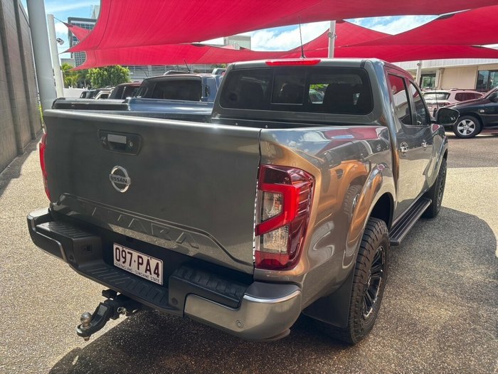 2023 Nissan Navara ST-X