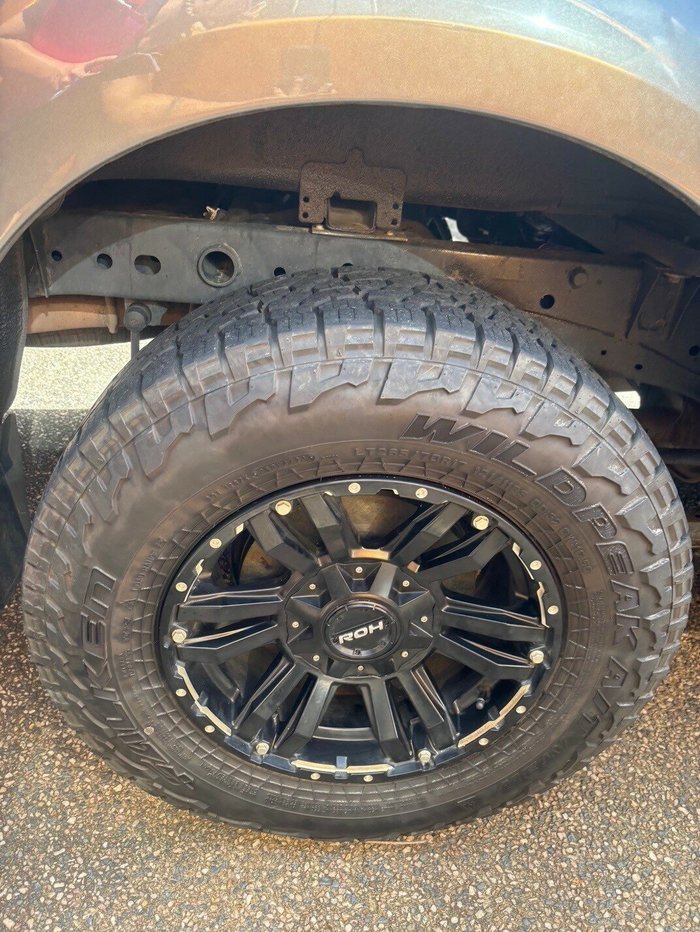 2023 Nissan Navara ST-X