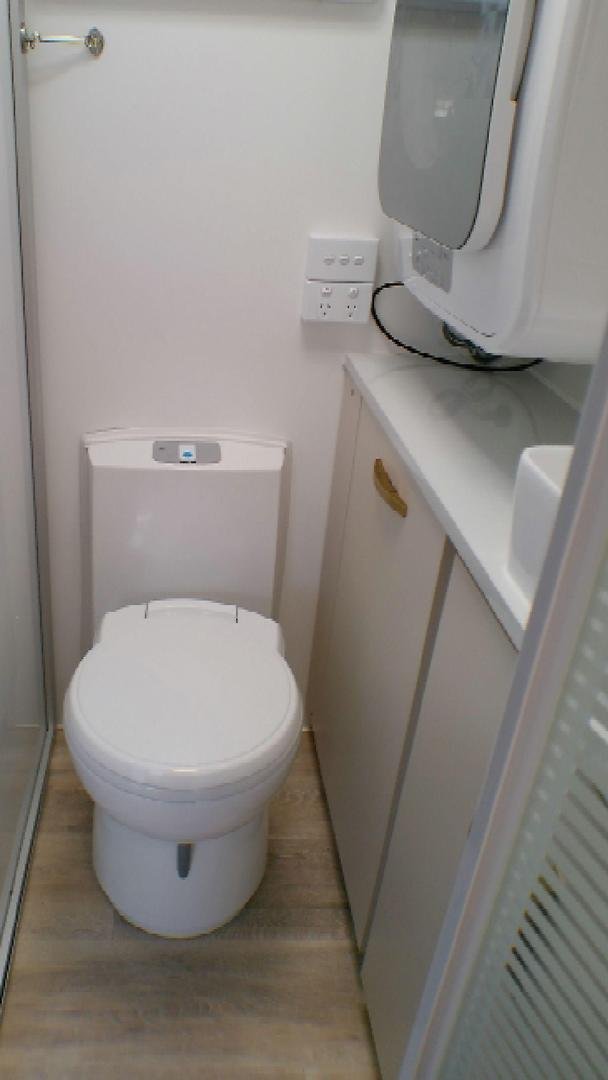 2025 Supreme 1800_R_K1e3_S Classic Dirt Roader 18'