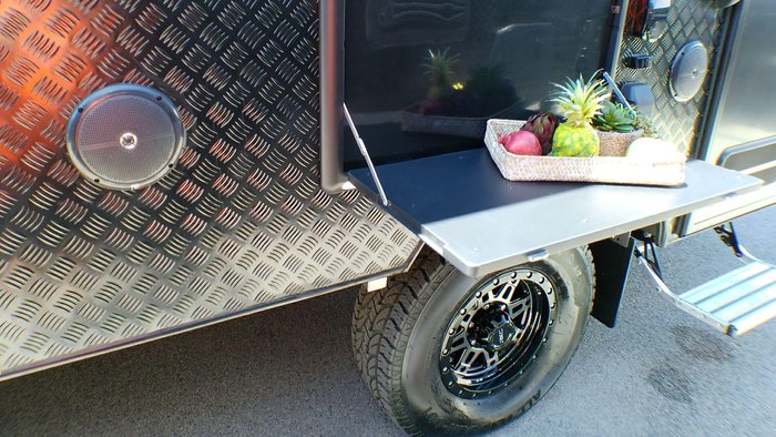 2025 Supreme 1800_R_K1e3_S Classic Dirt Roader 18'