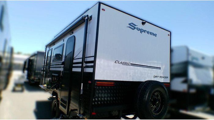 2025 Supreme 1800_R_K1e3_S Classic Dirt Roader 18'