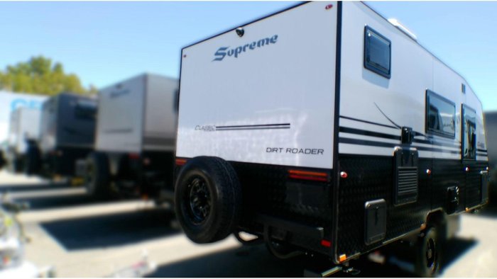 2025 Supreme 1800_R_K1e3_S Classic Dirt Roader 18'