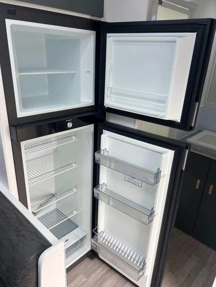 2026 Olympic Javelin X8, 19'6''