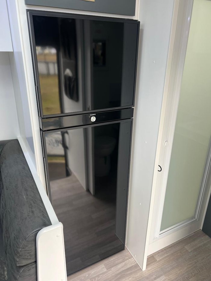 2026 Olympic Javelin X8, 19'6''