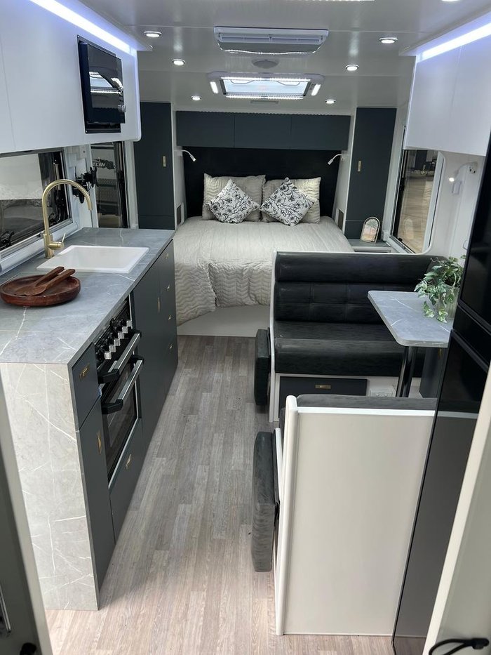 2026 Olympic Javelin X8, 19'6''