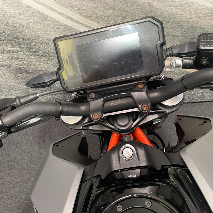 2022 Ktm 390 DUKE Silver
