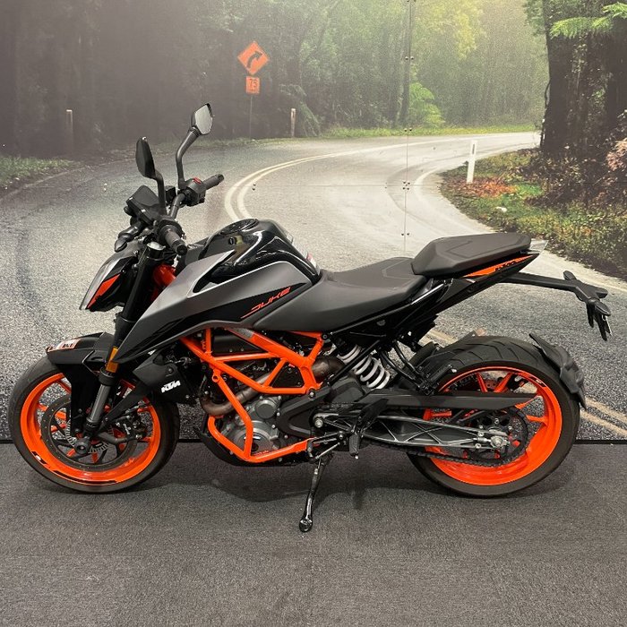 2022 Ktm 390 DUKE Silver