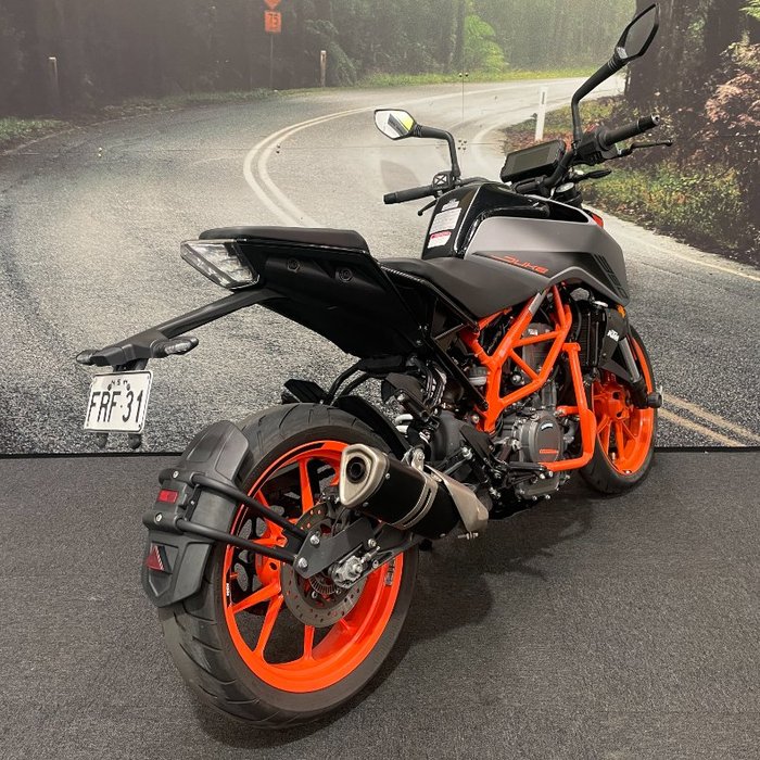 2022 Ktm 390 DUKE Silver