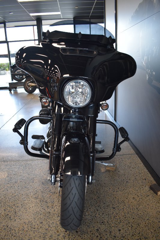 2017 HARLEY-DAVIDSON FLHXS STREET GLIDE SPECIAL