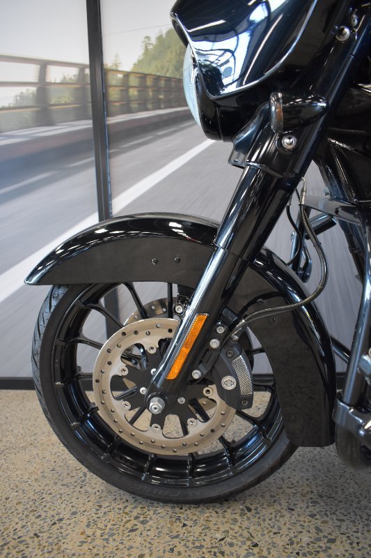 2017 HARLEY-DAVIDSON FLHXS STREET GLIDE SPECIAL