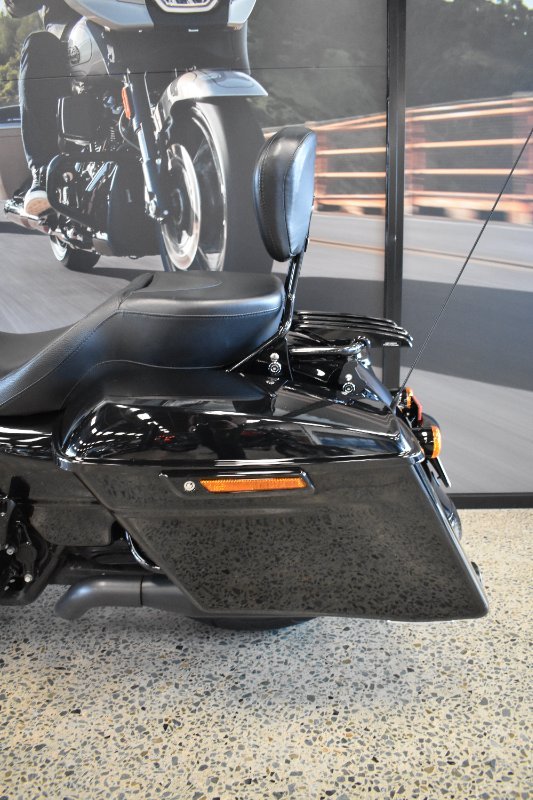 2017 HARLEY-DAVIDSON FLHXS STREET GLIDE SPECIAL