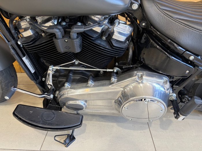 2018 HARLEY-DAVIDSON FLSL SOFTAIL SLIM