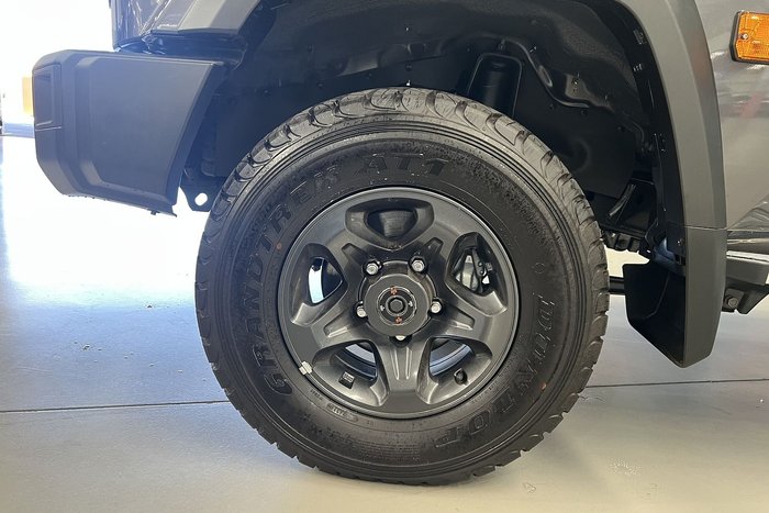 2024 Toyota Landcruiser GXL