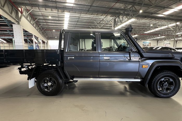 2024 Toyota Landcruiser GXL