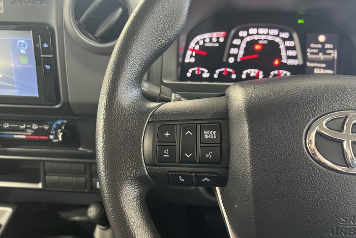 2024 Toyota Landcruiser GXL