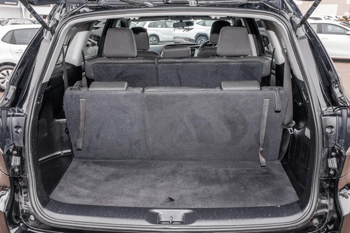 2017 Toyota Kluger GX