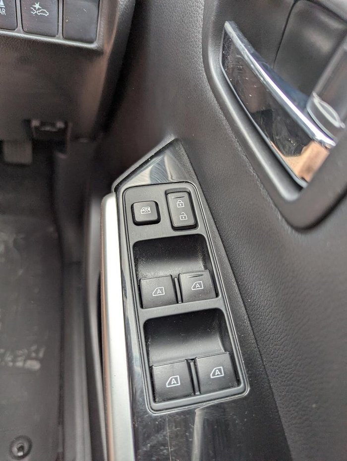 2023 Mitsubishi Pajero Sport GLS