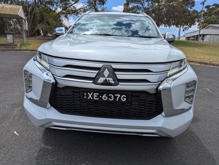 2023 Mitsubishi Pajero Sport GLS